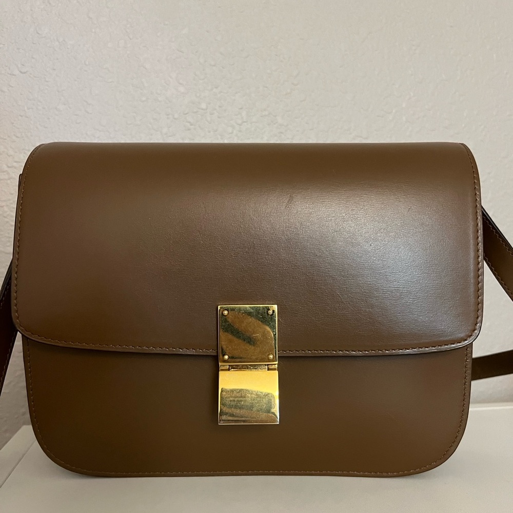Celine classic box bag in camel medium size